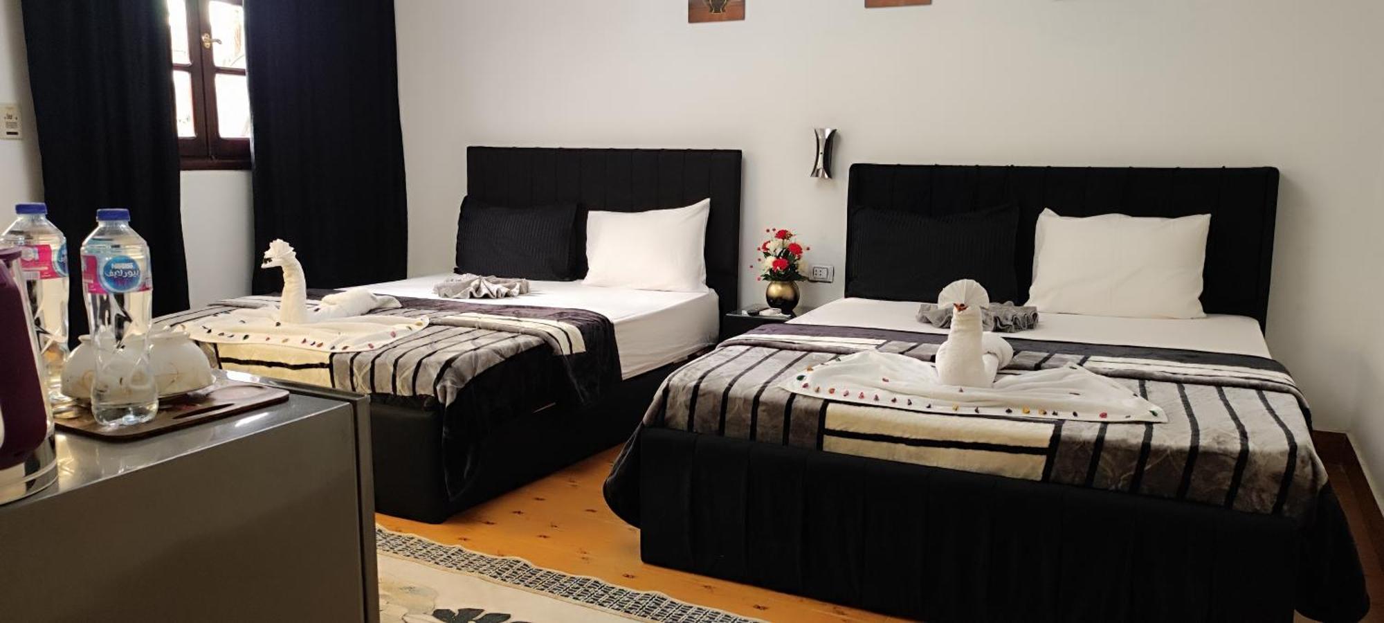 Pyramids Kingdom - Guest House Kafret el-Gabal Buitenkant foto